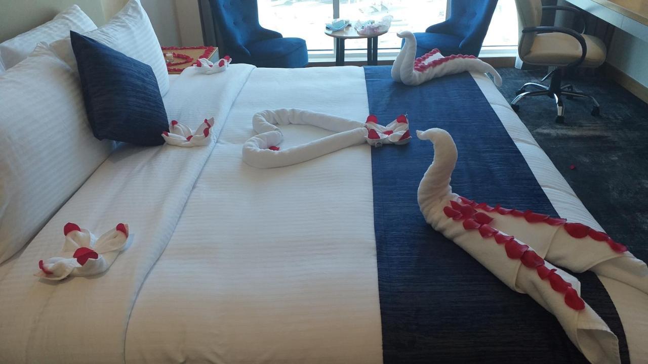 Al Hayat Hotel Charjah Extérieur photo