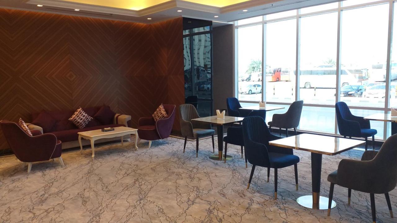 Al Hayat Hotel Charjah Extérieur photo