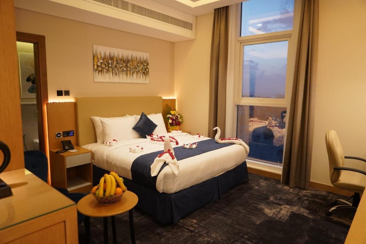 Al Hayat Hotel Charjah Extérieur photo