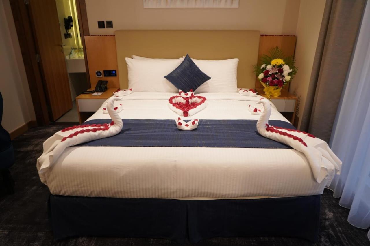 Al Hayat Hotel Charjah Extérieur photo